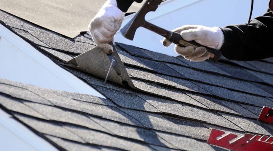 Professional gutter cleaning in Millwood, NY